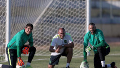 com_goleiros_uilson_weverton