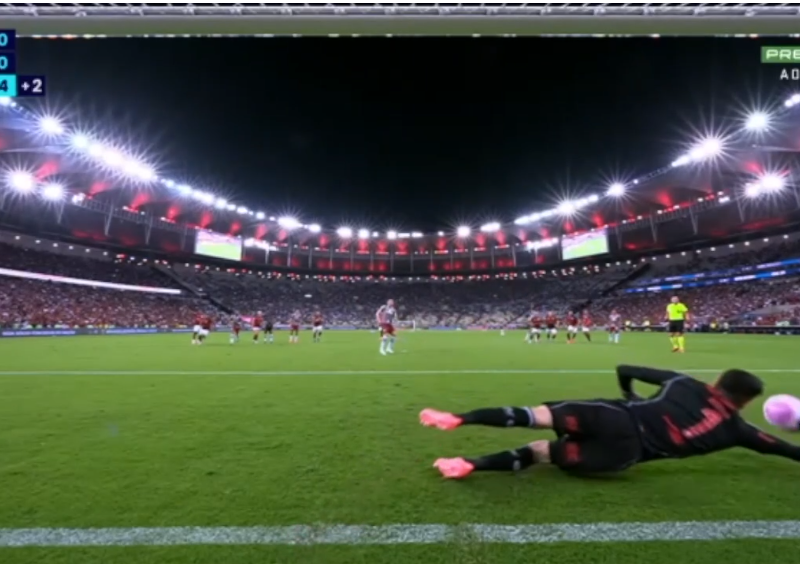 Defesa do goleiro Rossi Flamengo x Fluminense 2024